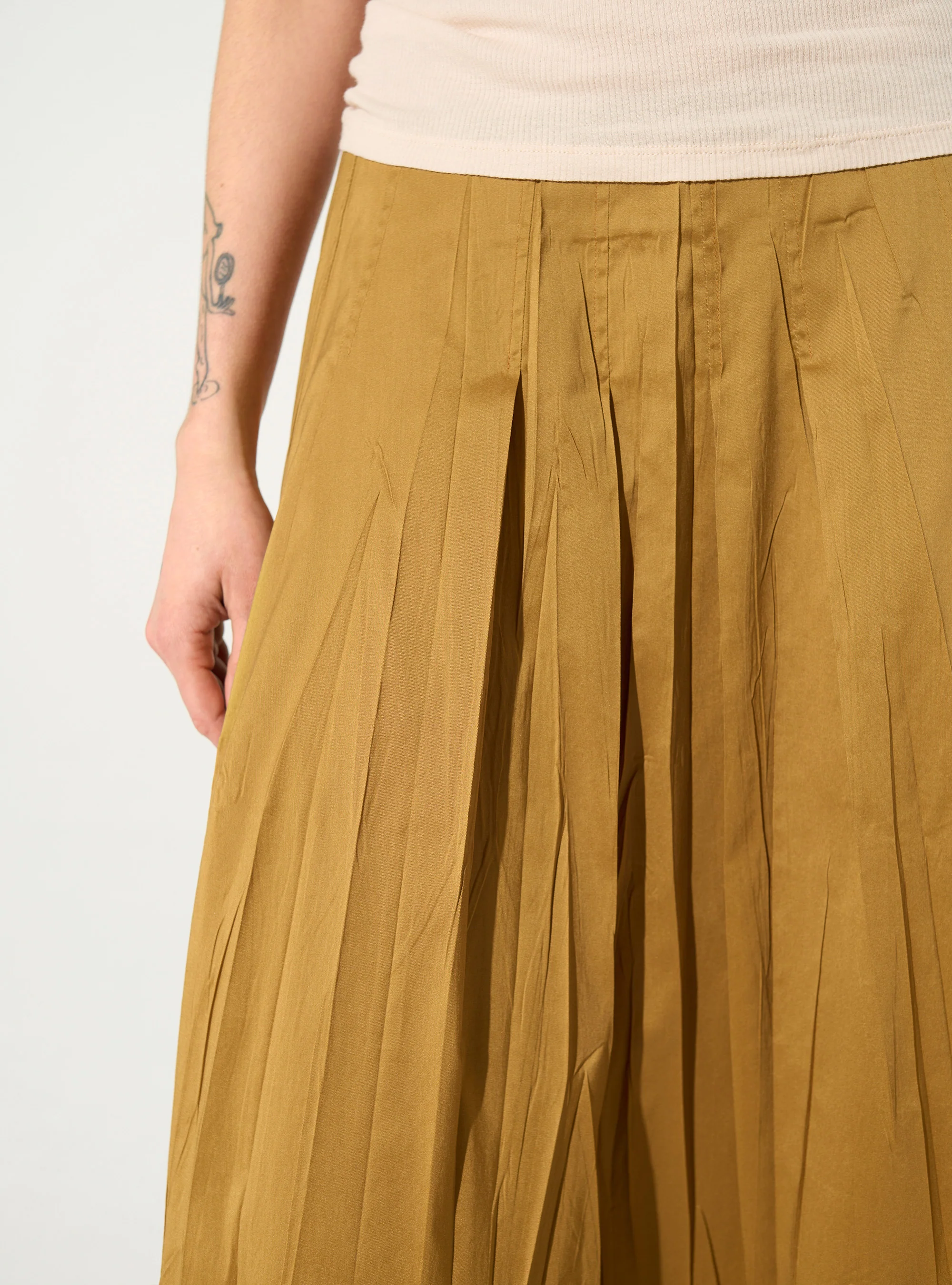 Jupe plissée en coton marron - Image 4