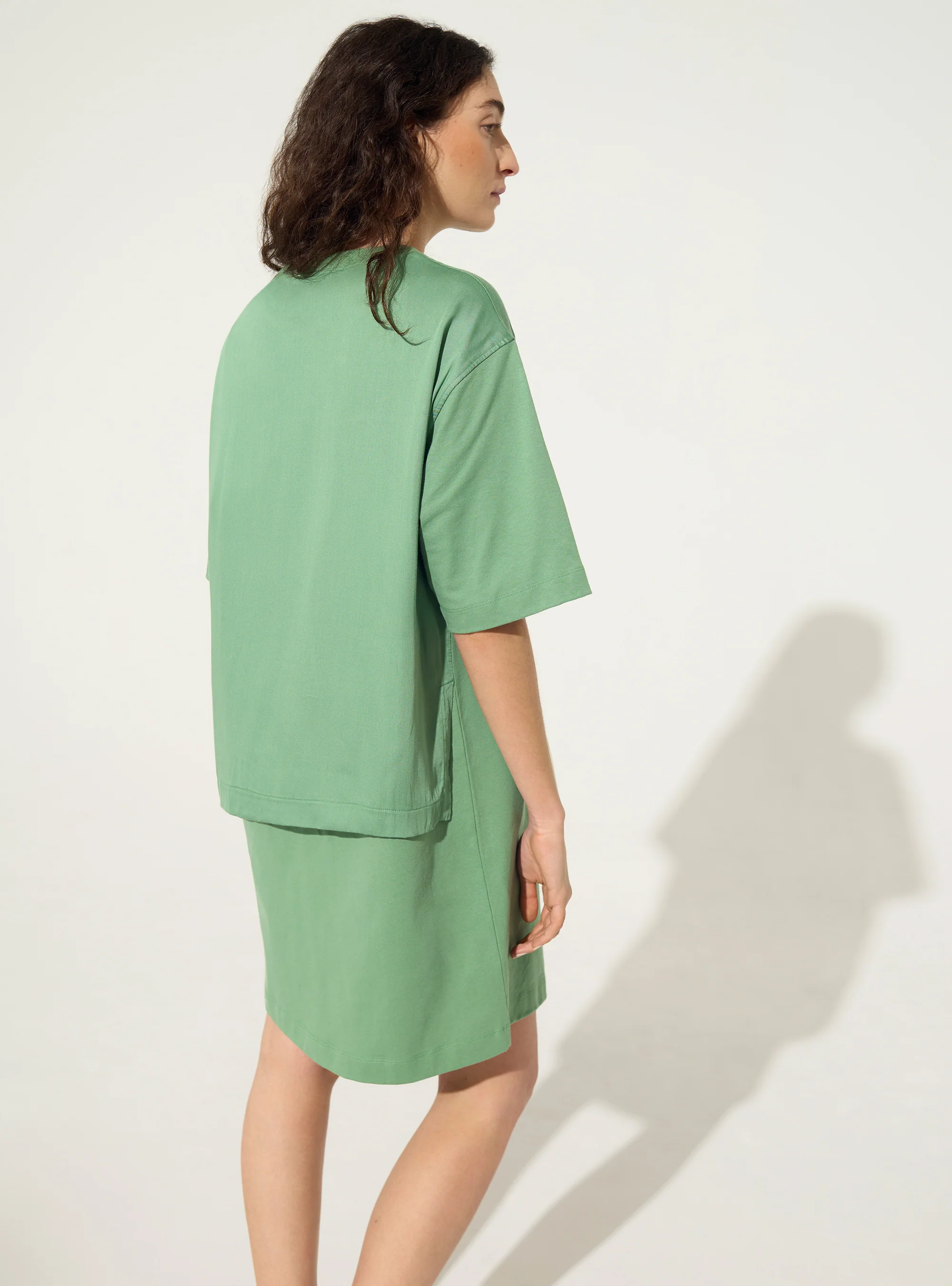 Robe t-shirt en coton bio verte - Image 4