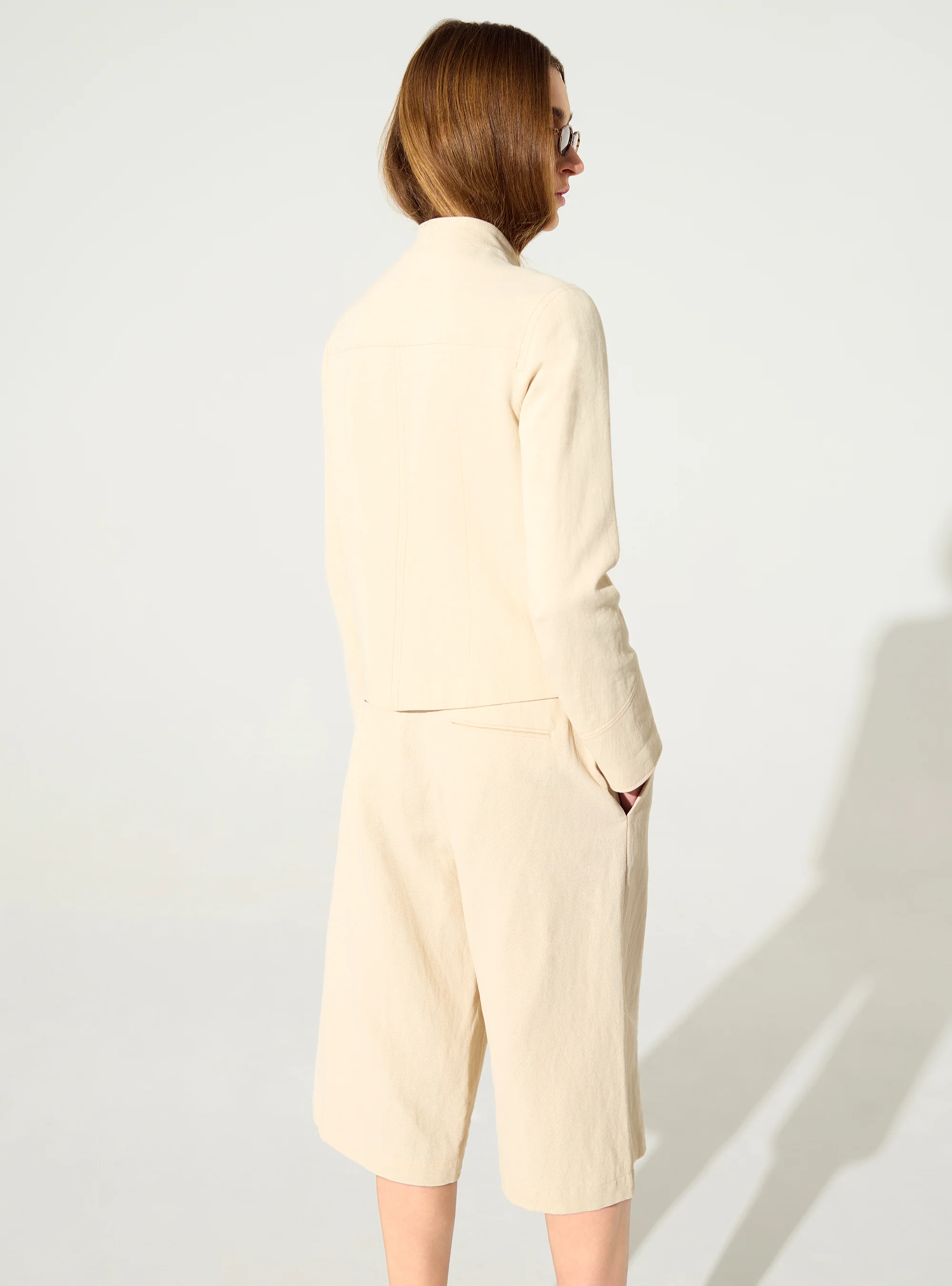 Veste ajustée imprimée en coton et lin blanc - Image 5